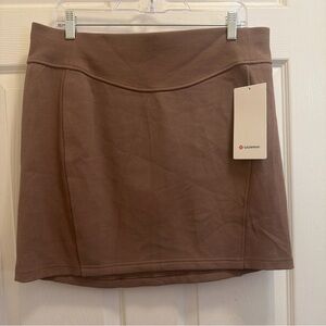 Lululemon high Rise Mini Skirt In Taupetastic Sz XL - NWT